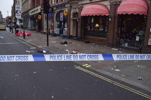 Muškarac se autom zaletio u pješake u centru Londona