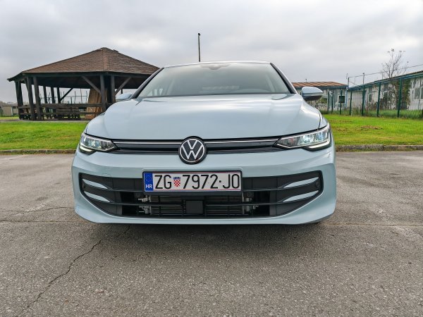 VW Golf 8 PA 1.5 TSI 4Life