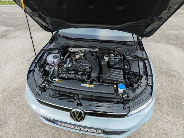 VW Golf 8 PA 1.5 TSI 4Life