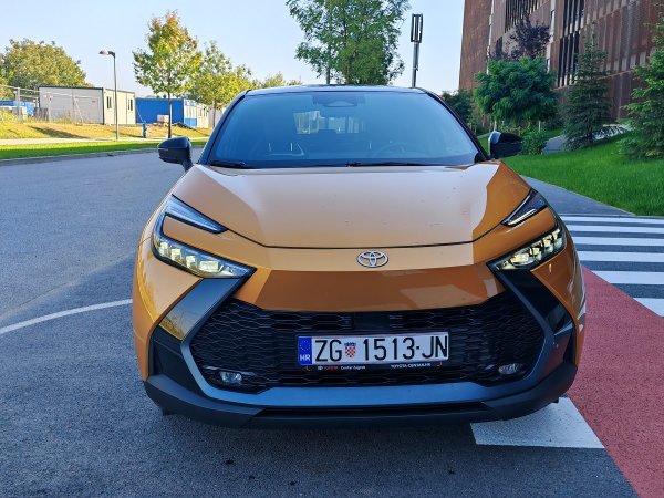 Toyota C-HR 2.0HEV 5D E-CVT Premiere