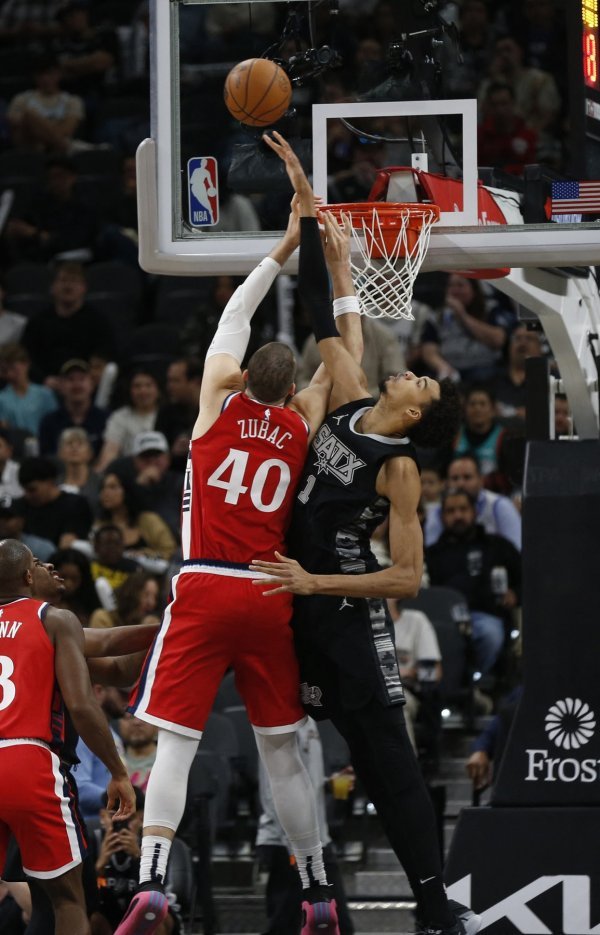 Ivica Zubac i Victor Wembanyama