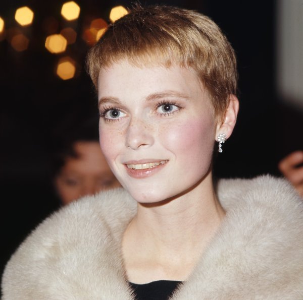 Mia Farrow 1966. godine