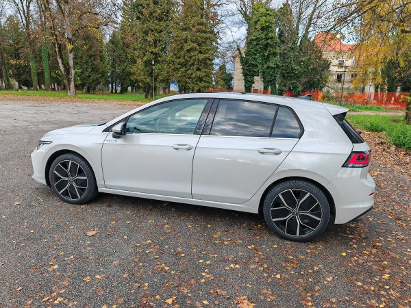 VW Golf 8 PA 1.5 eTSI DSG 50 Edition