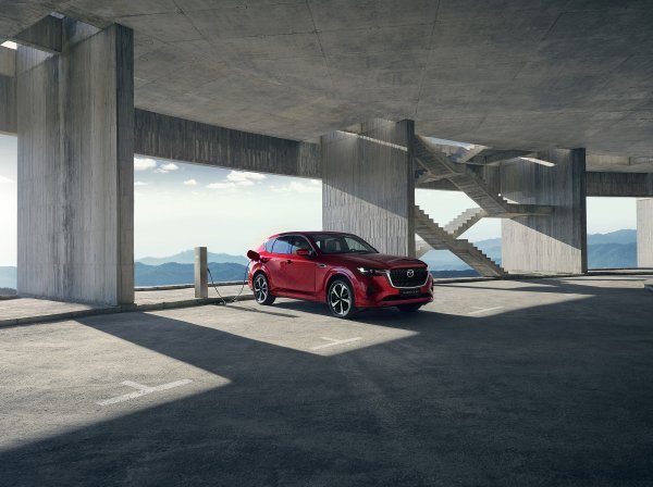 Mazda CX-60, Soul Red Crystal