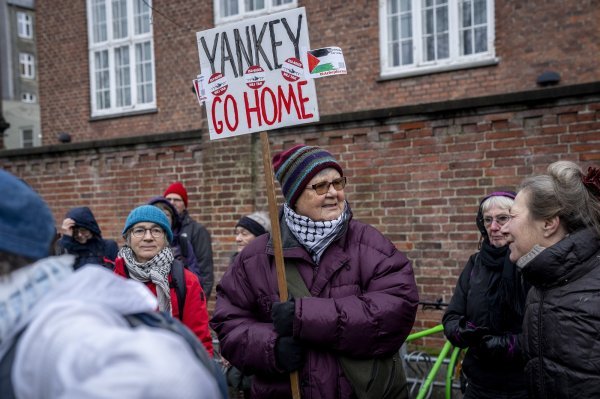 Prosvjed u Kopenhagenu protiv američkog petljanja u Grenland