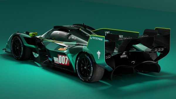 Hiperautomobil Aston Martin Valkyrie za WEC 2025.