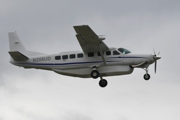 Cessna 208B