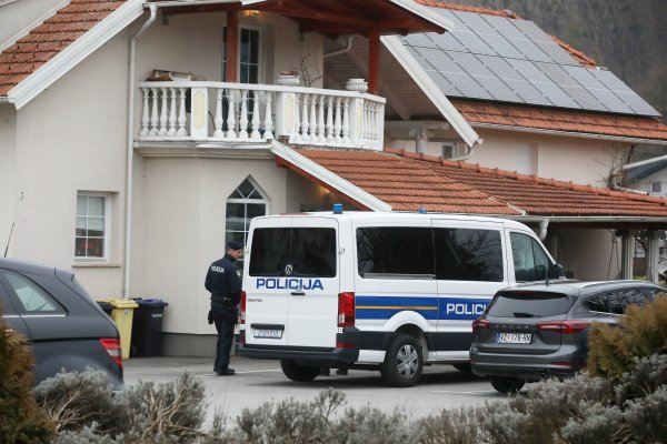 Policija ispred kuće Barbare Antolić Vupore