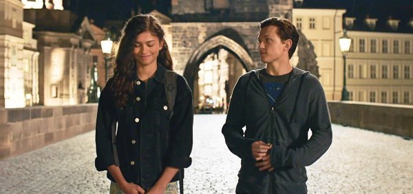 Zendaya i Tom Holland u filmu 'Spider-Man: Daleko od kuće'