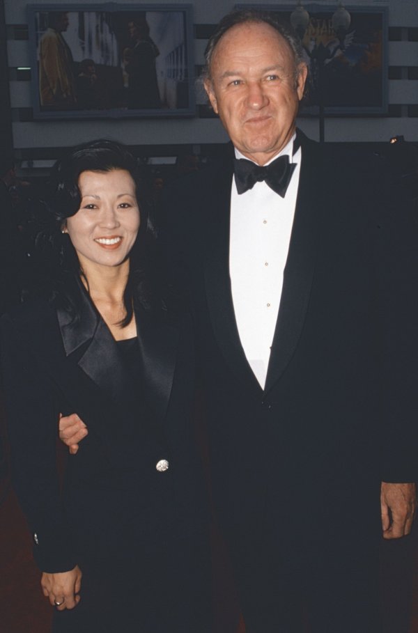 Gene Hackman i Betsy Arakawa u ožujku 1993.