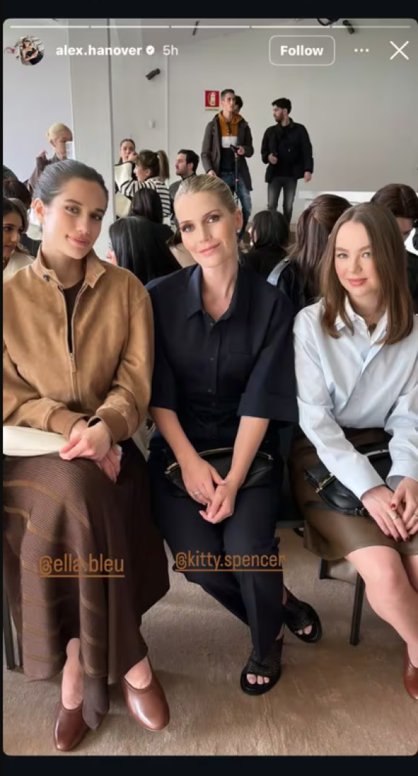 Ella Bleu Travolta, Kitty Spencer i princeza Alexandra