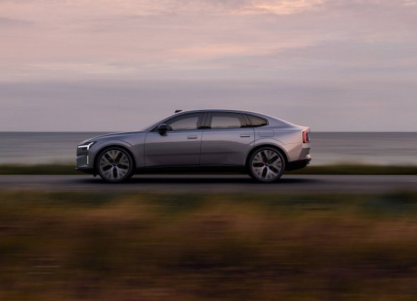 Volvo ES90