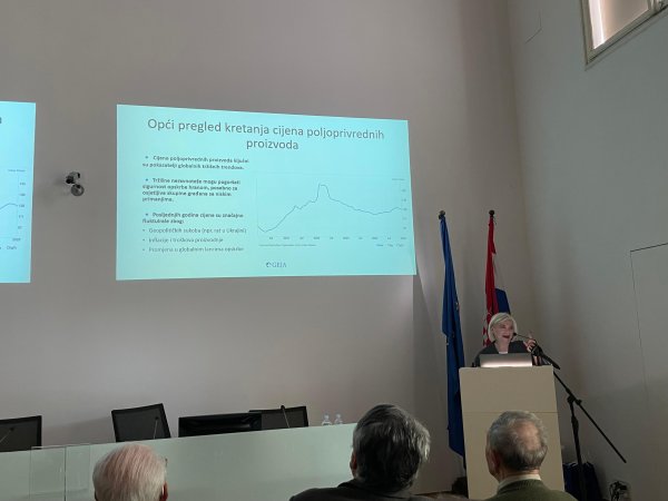 Zvjezdana Blažić  na okruglom stolu ‘Od polja do stola: ekonomska i/ili špekulativna logika?’