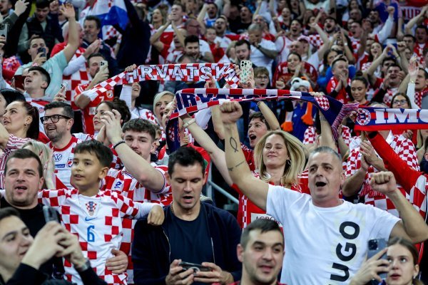UEFA drastično kaznila Hrvatsku; Vatreni jednu domaću utakmicu igraju bez gledatelja