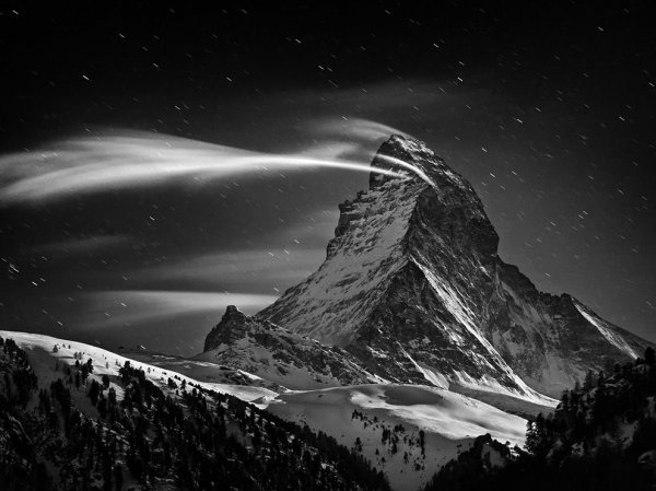 Matterhorn u noći Sony World Photography Awards 2013.