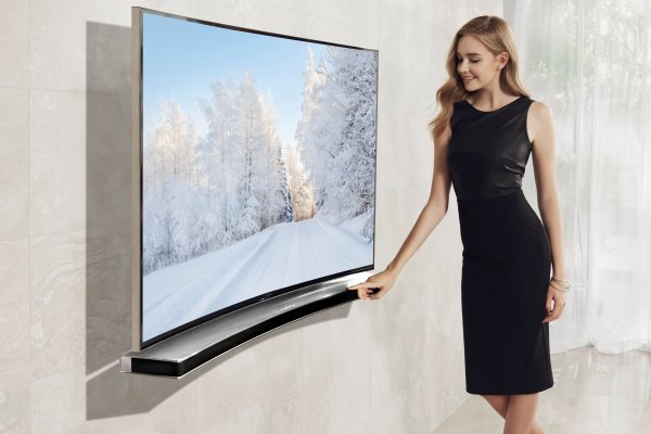 Samsungov zakrivljeni UHD TV Promo/Samsung