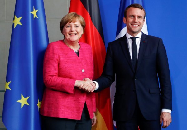 Merkel i Macron u Berlinu