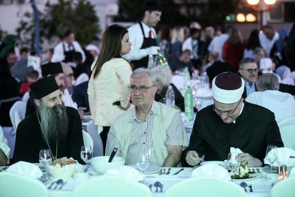 Na svečanom iftaru povodom obilježavanja 30. obljetnice postojanja Zagrebačke džamije