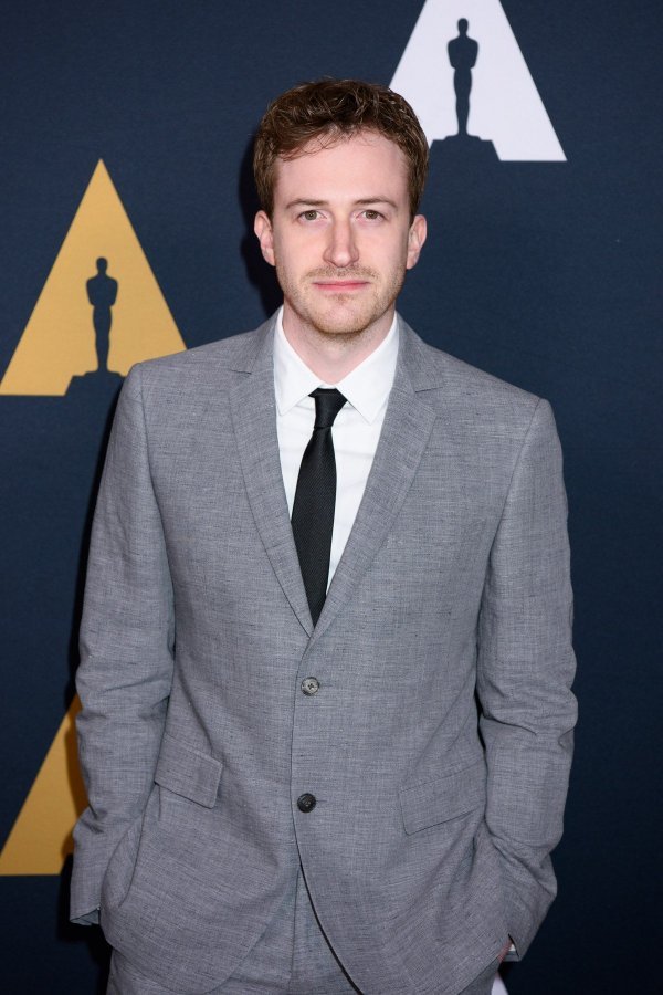 Joseph Mazzello glumit će basista Johna Deacona