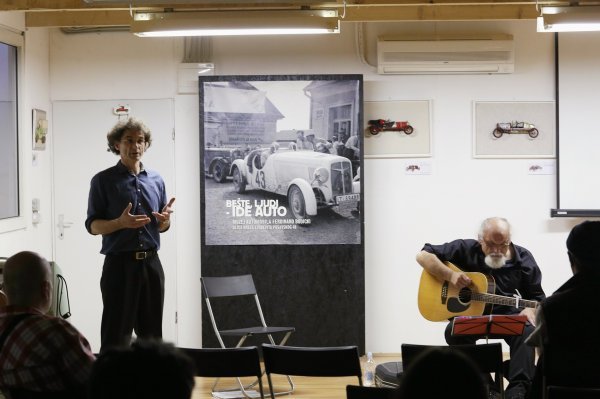 Glazbeno-poetski recital 'Grad' posvećen Vukovaru 2015.