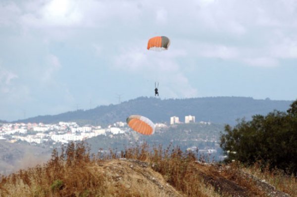 Pilot i navigator iz aviona s brojem 041 uspješno su se katapultirali