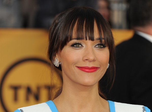 Rashida Jones ima ovalni oblik lica Profimedia