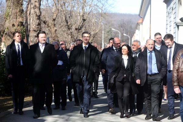 Andrej Plenković u pojetu Karlovačkoj županiji